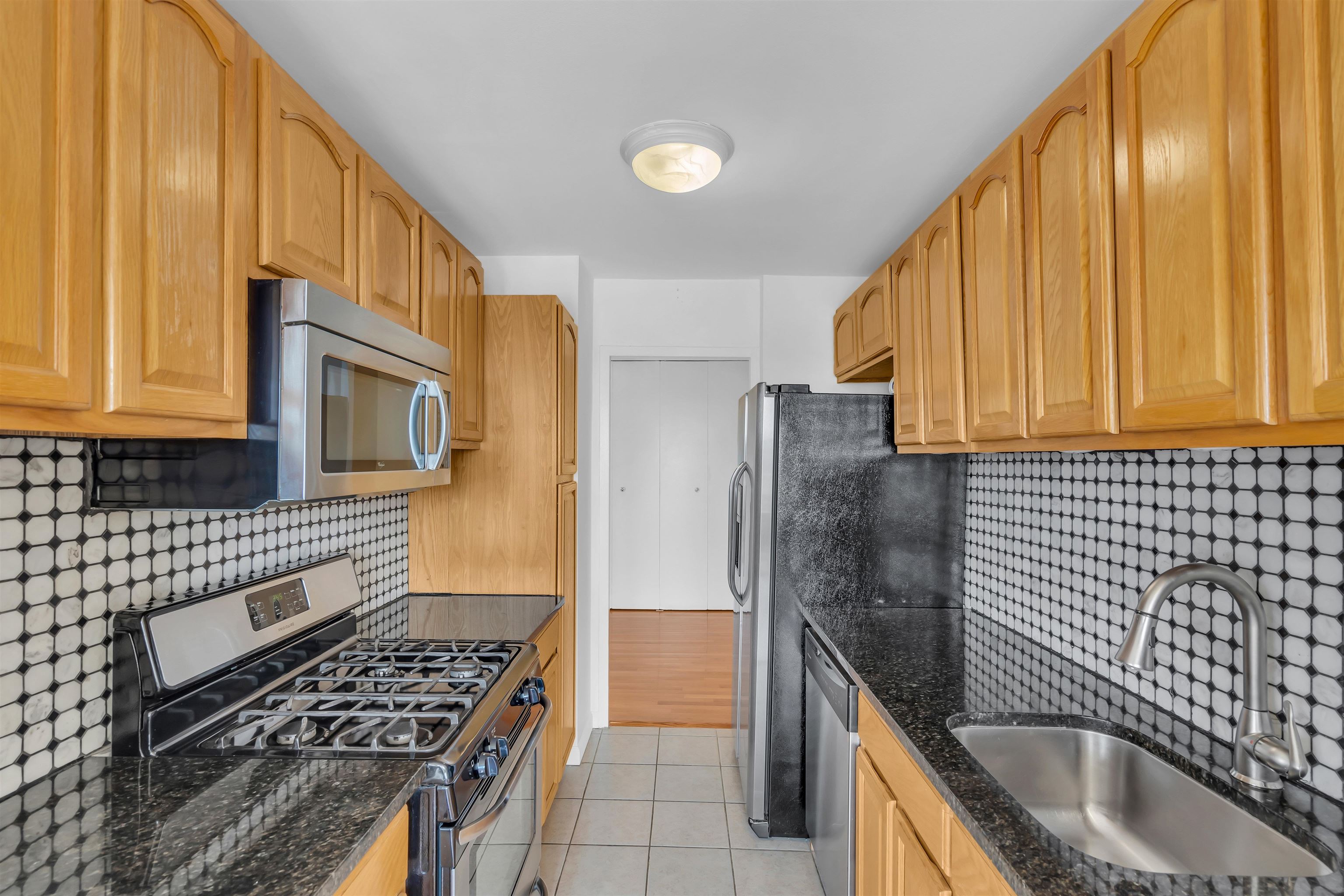 6600 Blvd East #11E, West New York, New Jersey image 5