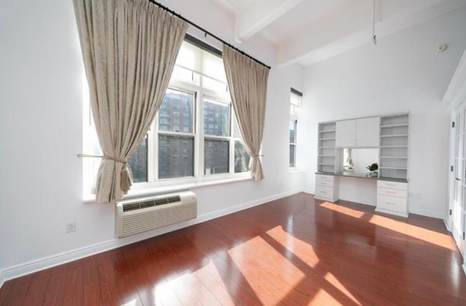 Search Homes 1 1500 WASHINGTON ST 4W