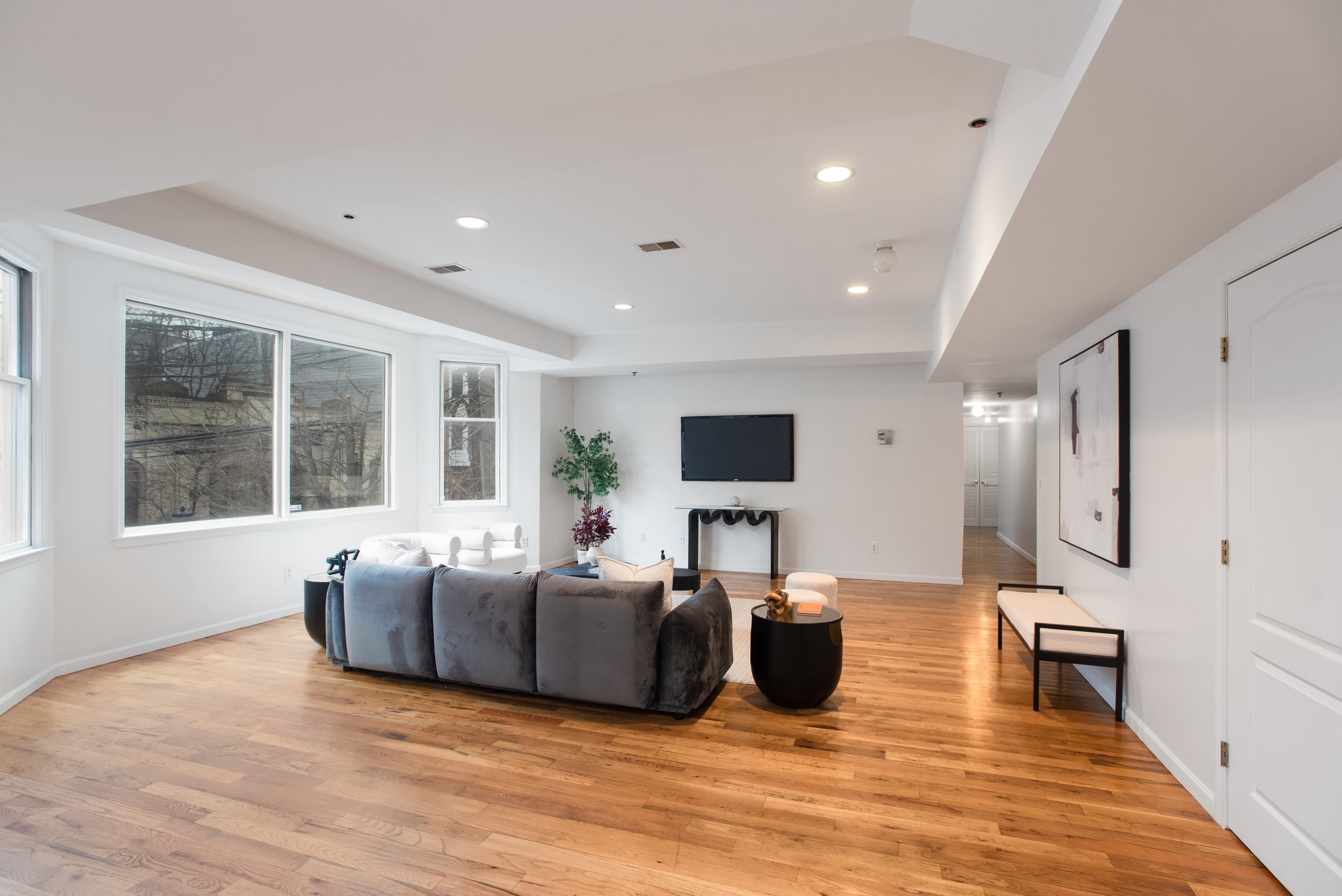 109 Jackson St #2C, Hoboken, New Jersey image 4