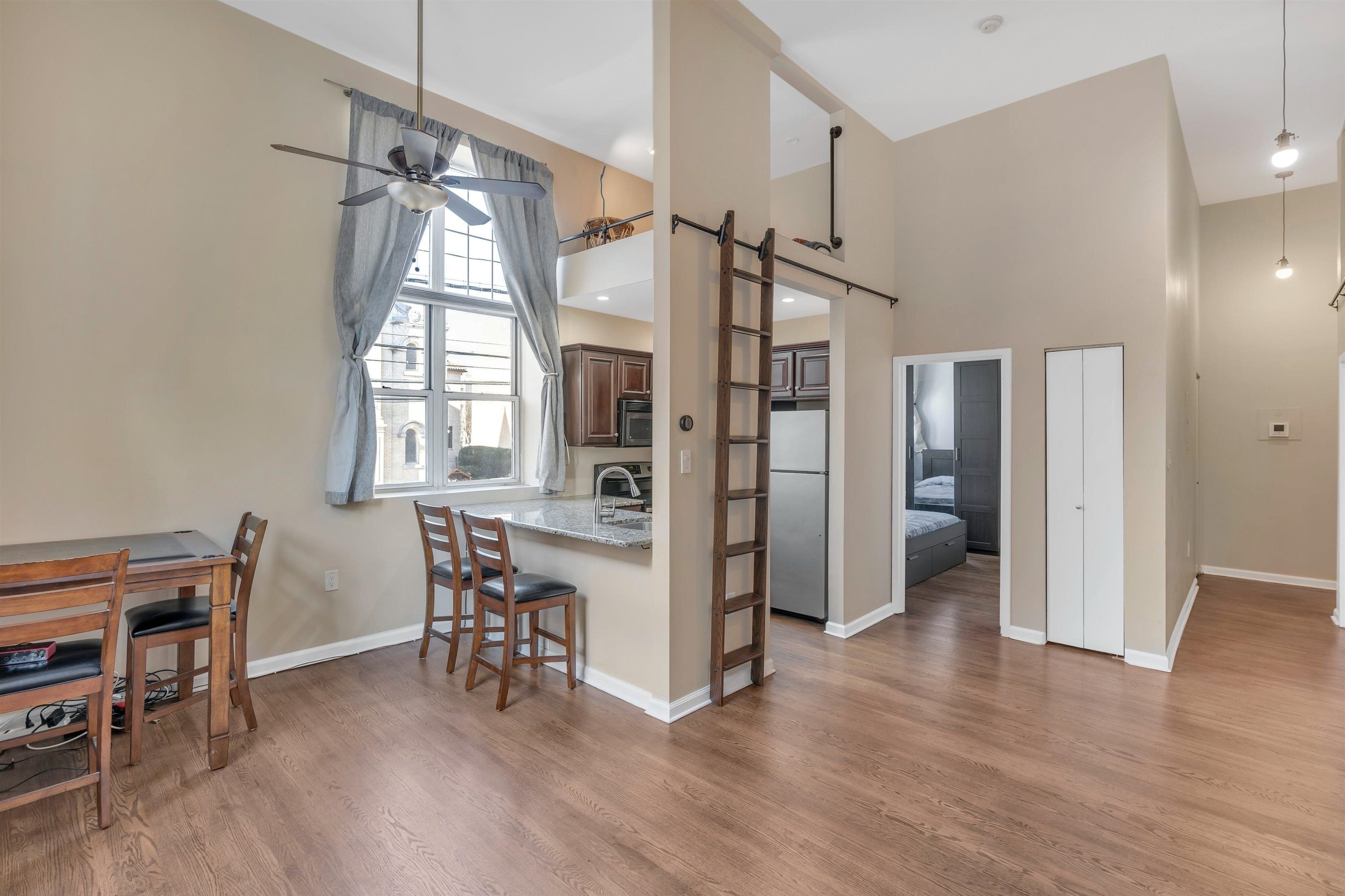 Search Homes 4 450 7TH ST 1D