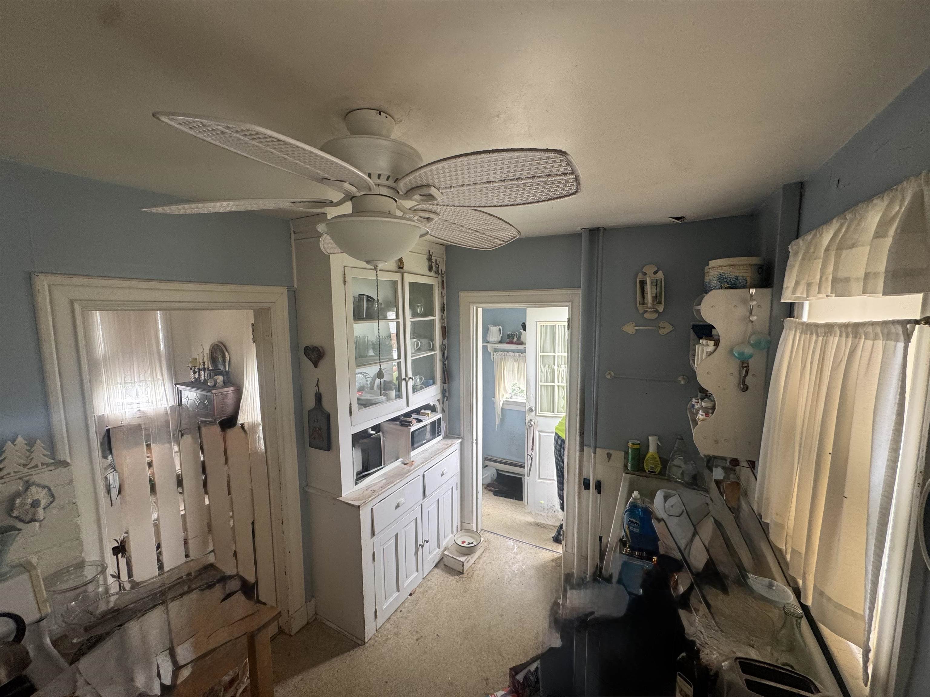80 E GROVE ST