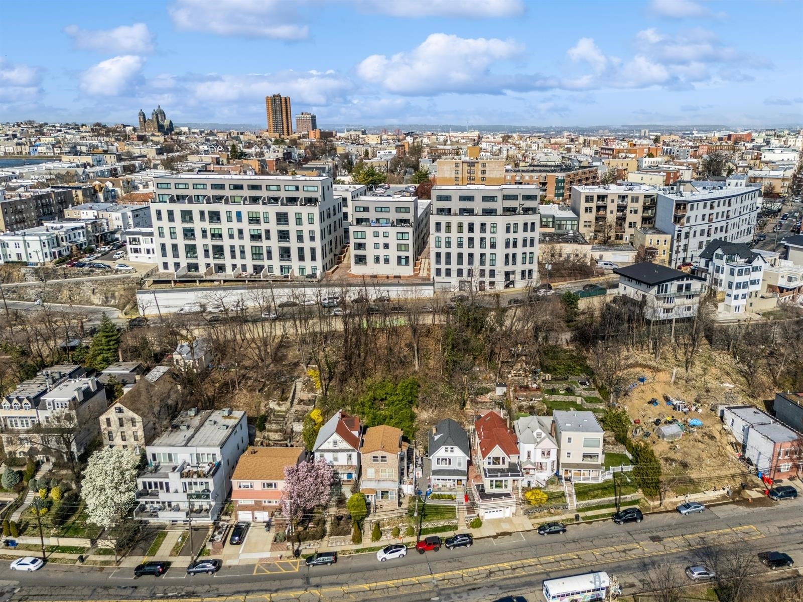 68 Hackensack Plank Rd, Weehawken, New Jersey image 9