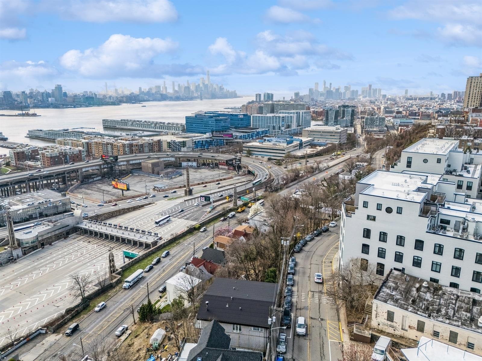 68 Hackensack Plank Rd, Weehawken, New Jersey image 16