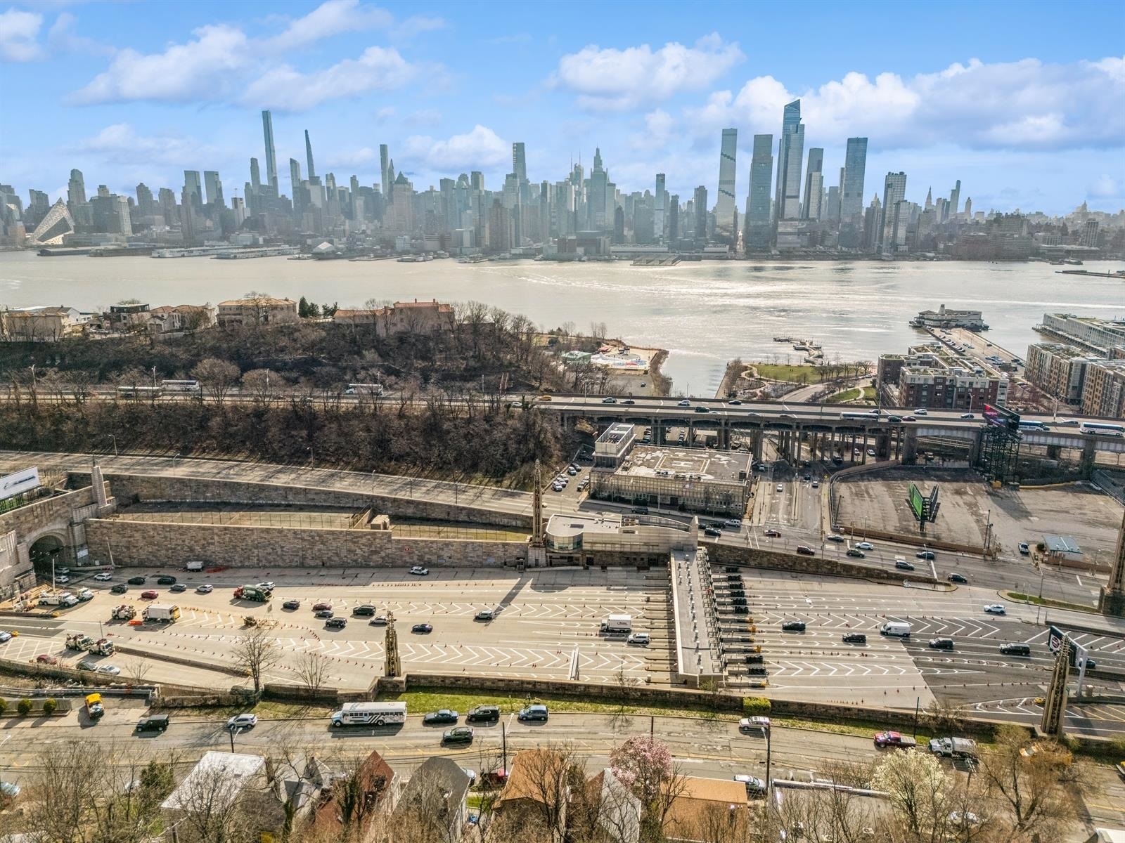 68 Hackensack Plank Rd, Weehawken, New Jersey image 2
