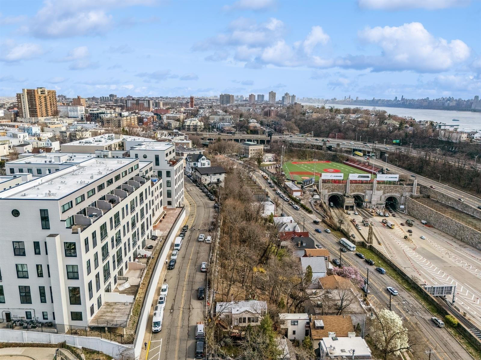 68 Hackensack Plank Rd, Weehawken, New Jersey image 13