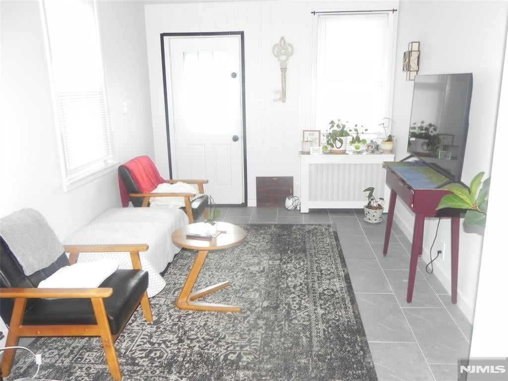 58 MARSHALL AVE - Photo 3