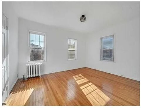 Homes For Rent - 649 New Jersey Ave #2<br/> Lyndhurst, NJ 07071