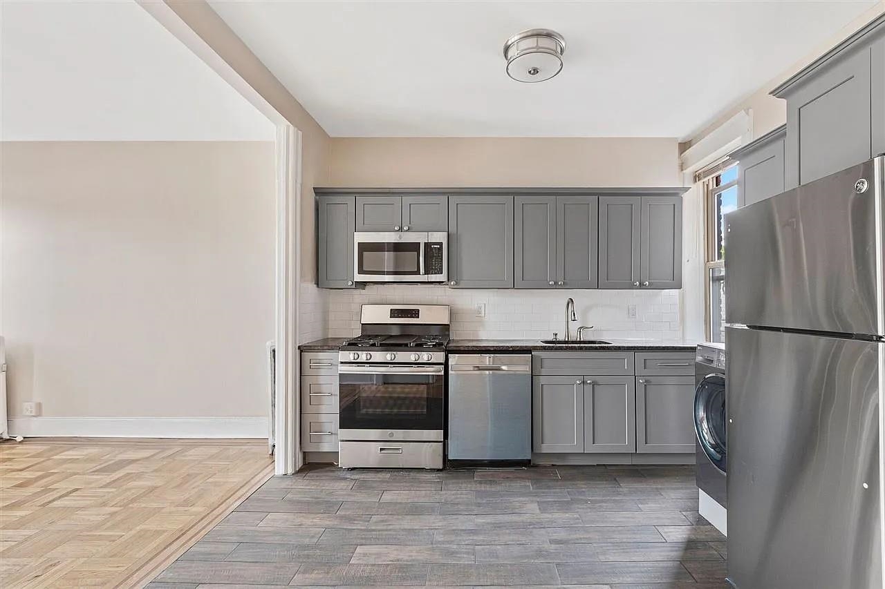 16 Belvidere Ave #3F, Jersey City, New Jersey image 3