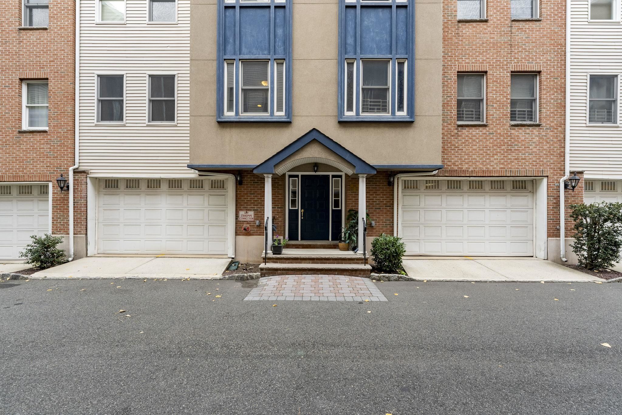 620 38th St #801, Union City, New Jersey image 2