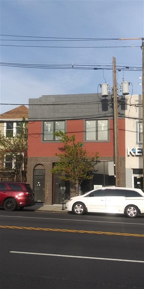Photo for 5518 KENNEDY BLVD Commercial Space