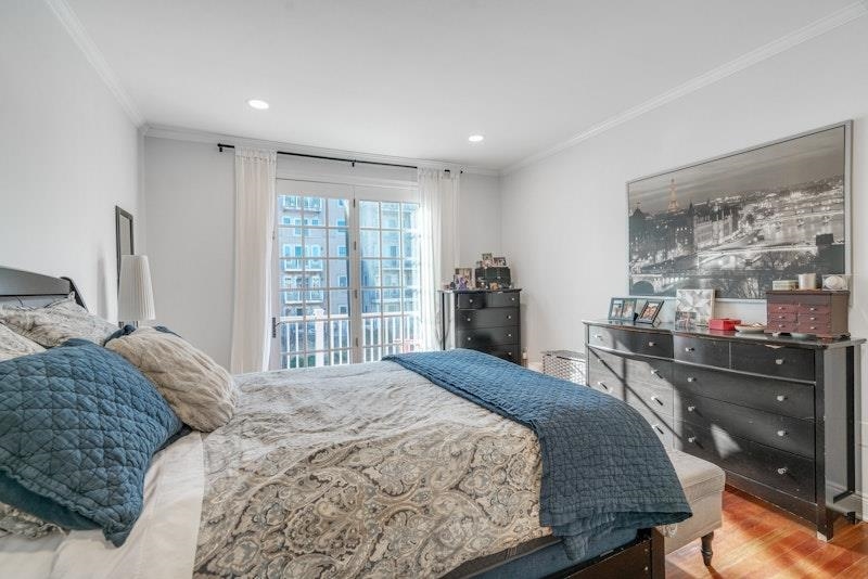 26 Half Moon Isle, Jersey City, New Jersey image 24