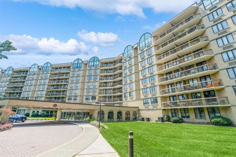 Condo For Sale - 10 Smith Manor Blvd #815<br/> West Orange, NJ 07052