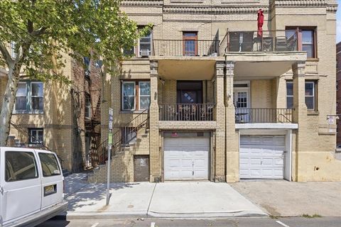 Multifamily For Sale - 122 61st St<br/> West New York, NJ 07093