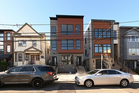 Condo For Sale - 99 Thorne St #3RD<br/> Jersey City, NJ 07307