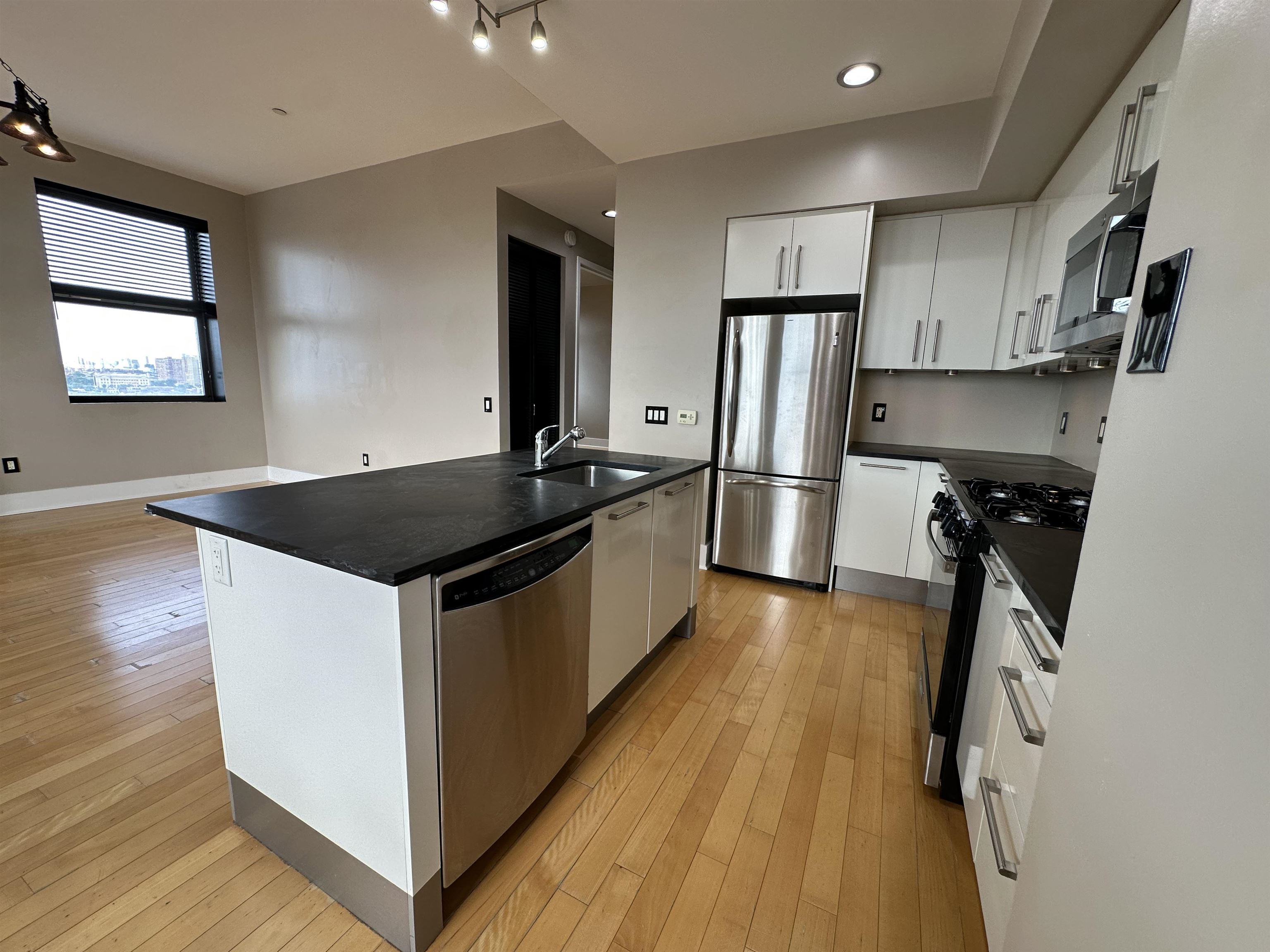 4 Beacon Way #1001, Jersey City, New Jersey image 6