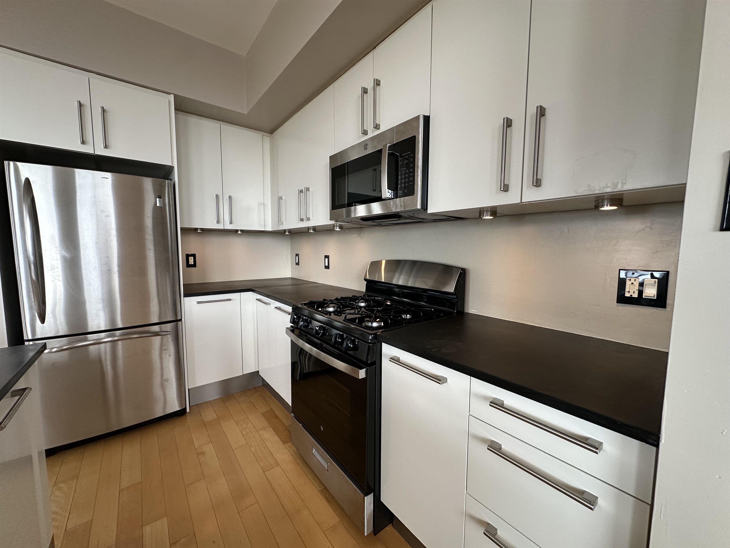 4 Beacon Way #1001, Jersey City, New Jersey image 9