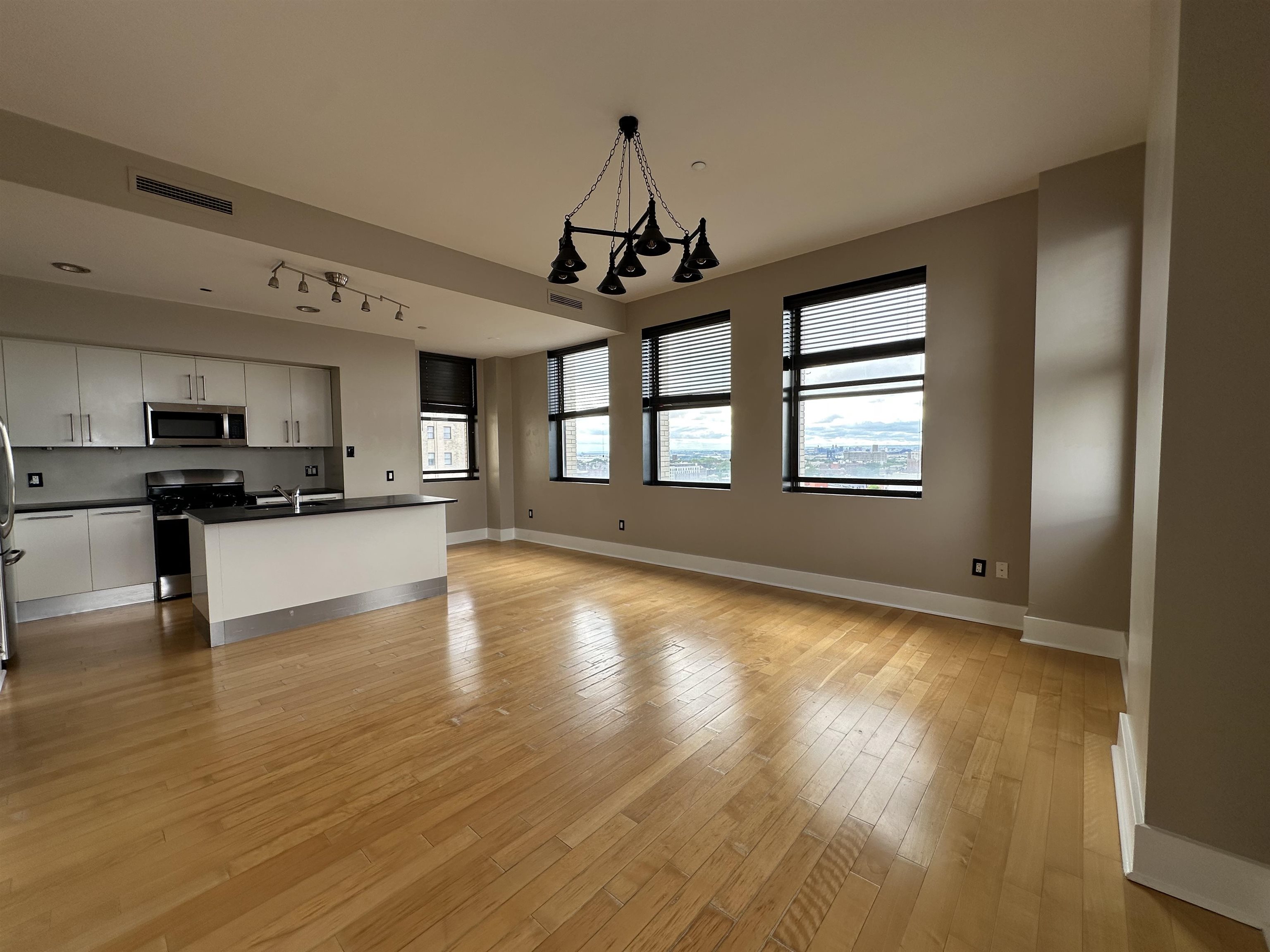 4 Beacon Way #1001, Jersey City, New Jersey image 37