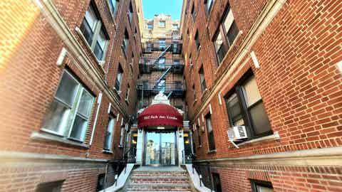 Condo For Sale - 7612 Park Ave #B5<br/> North Bergen, NJ 07047