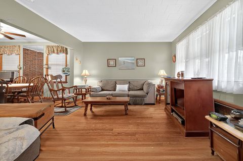 100 LEXINGTON AVE Bayonne NJ 07002