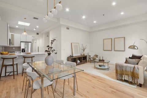 Condo For Sale - 522 Hudson St #4<br/> Hoboken, NJ 07030