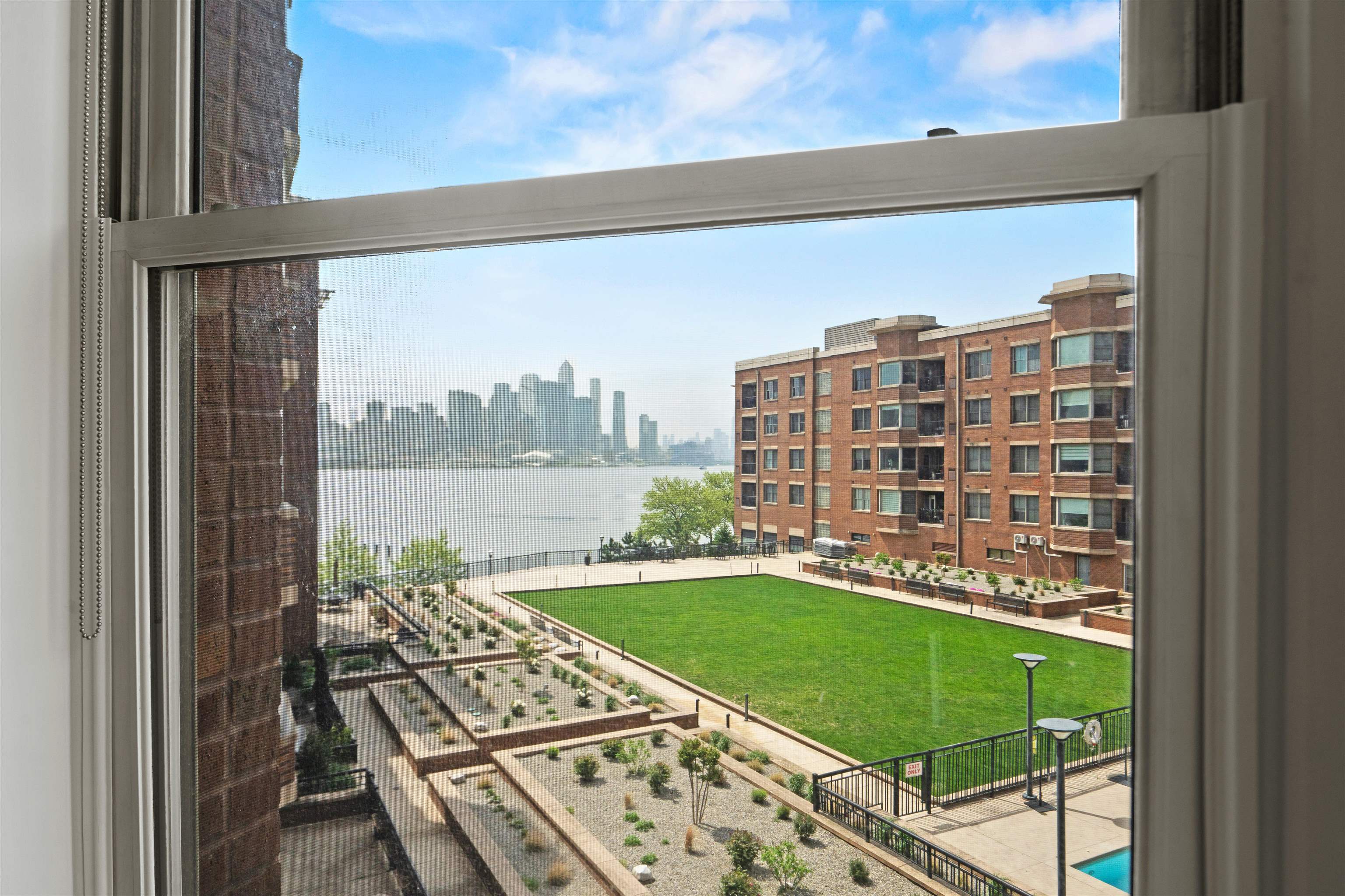 20 Avenue At Port Imperial #329, West New York, New Jersey image 11