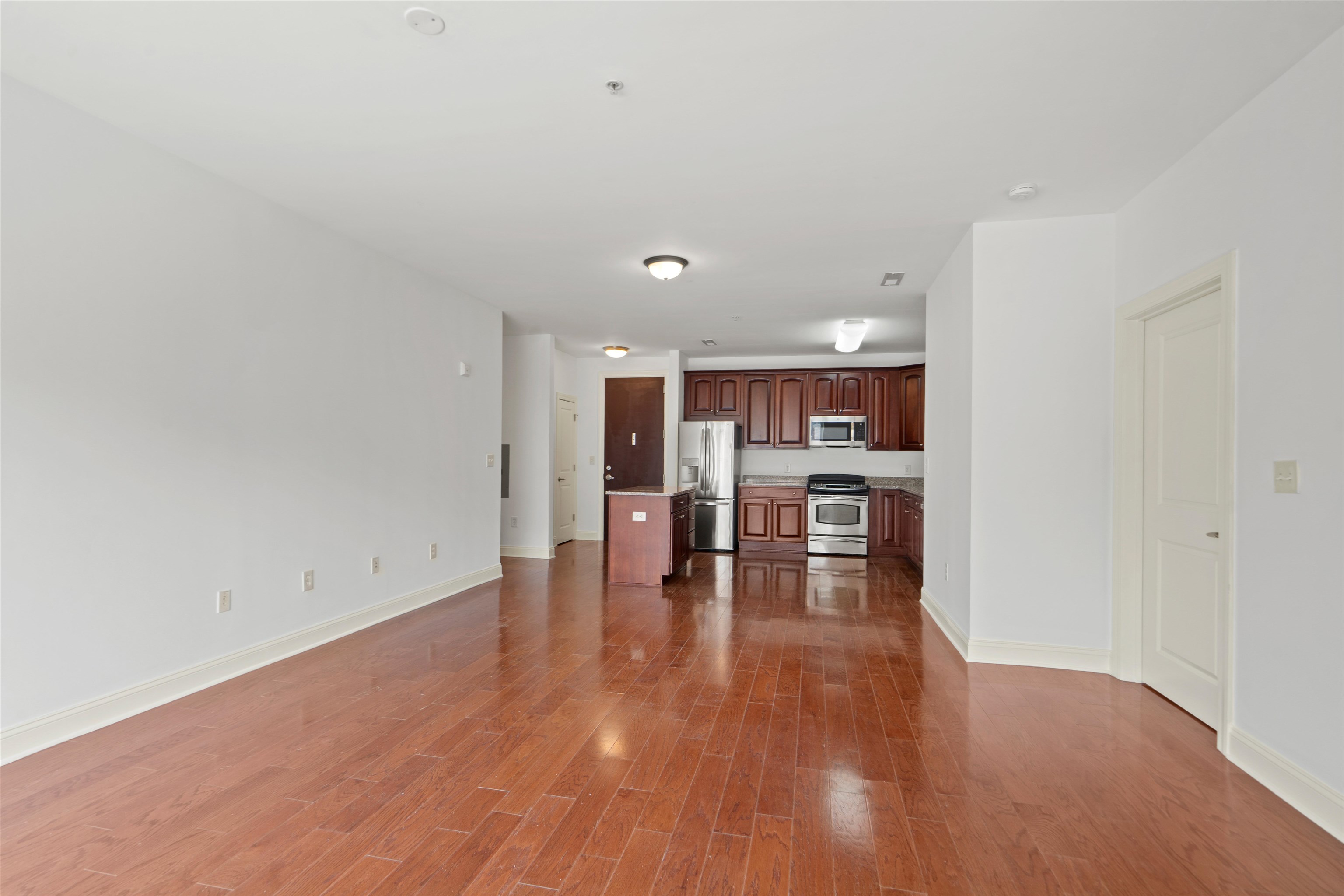 20 Avenue At Port Imperial #329, West New York, New Jersey image 15