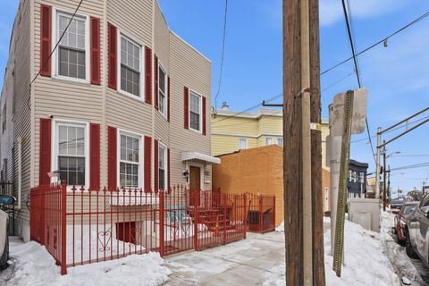 Multifamily For Sale - 921 Paterson Plank Rd<br/> North Bergen, NJ 07047