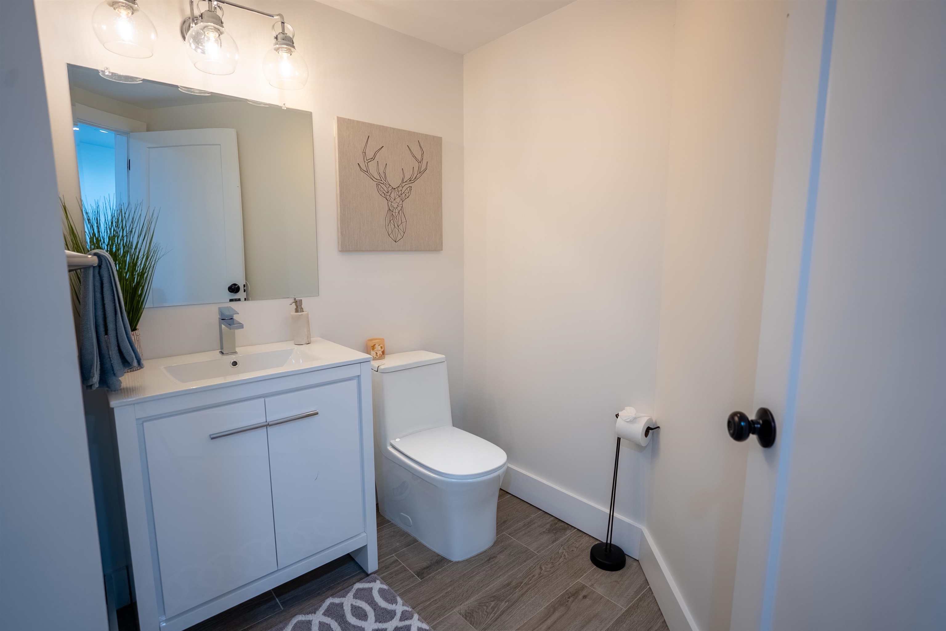 301 Stockton Ct, Edgewater, New Jersey image 20