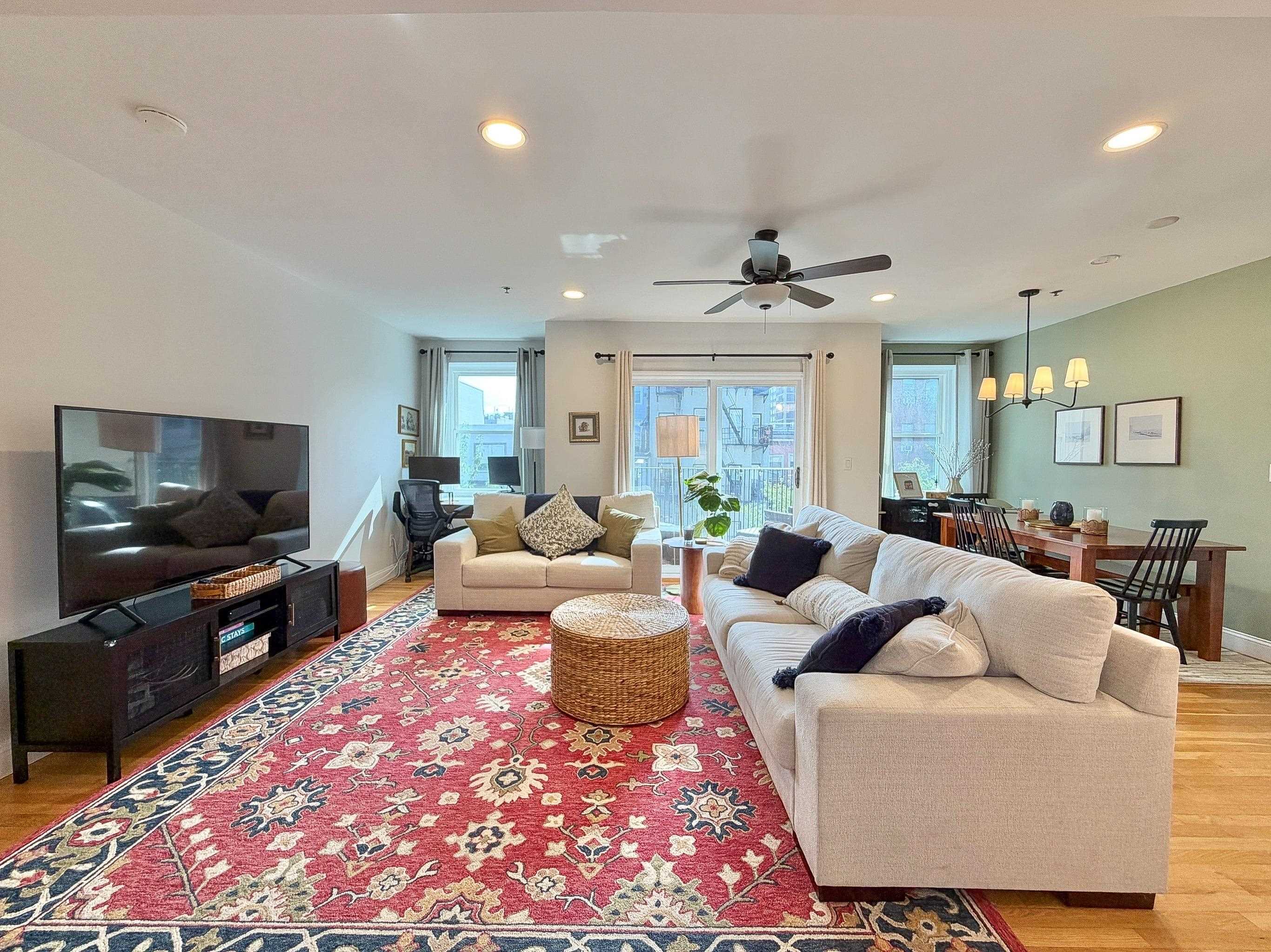 119 MADISON ST 3E