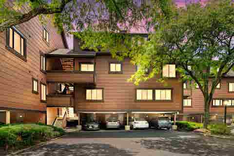 Townhouse For Sale - 261 Sunset Key<br/> Secaucus, NJ 07094