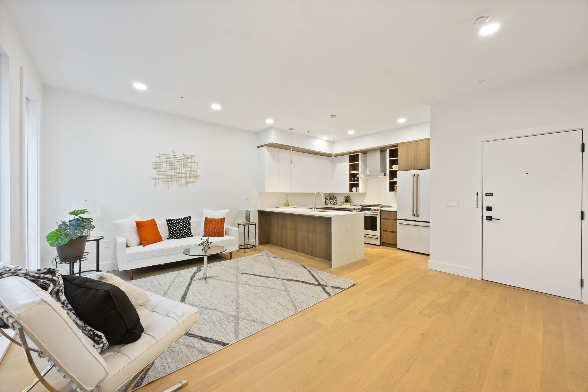 160 BRUNSWICK ST 404