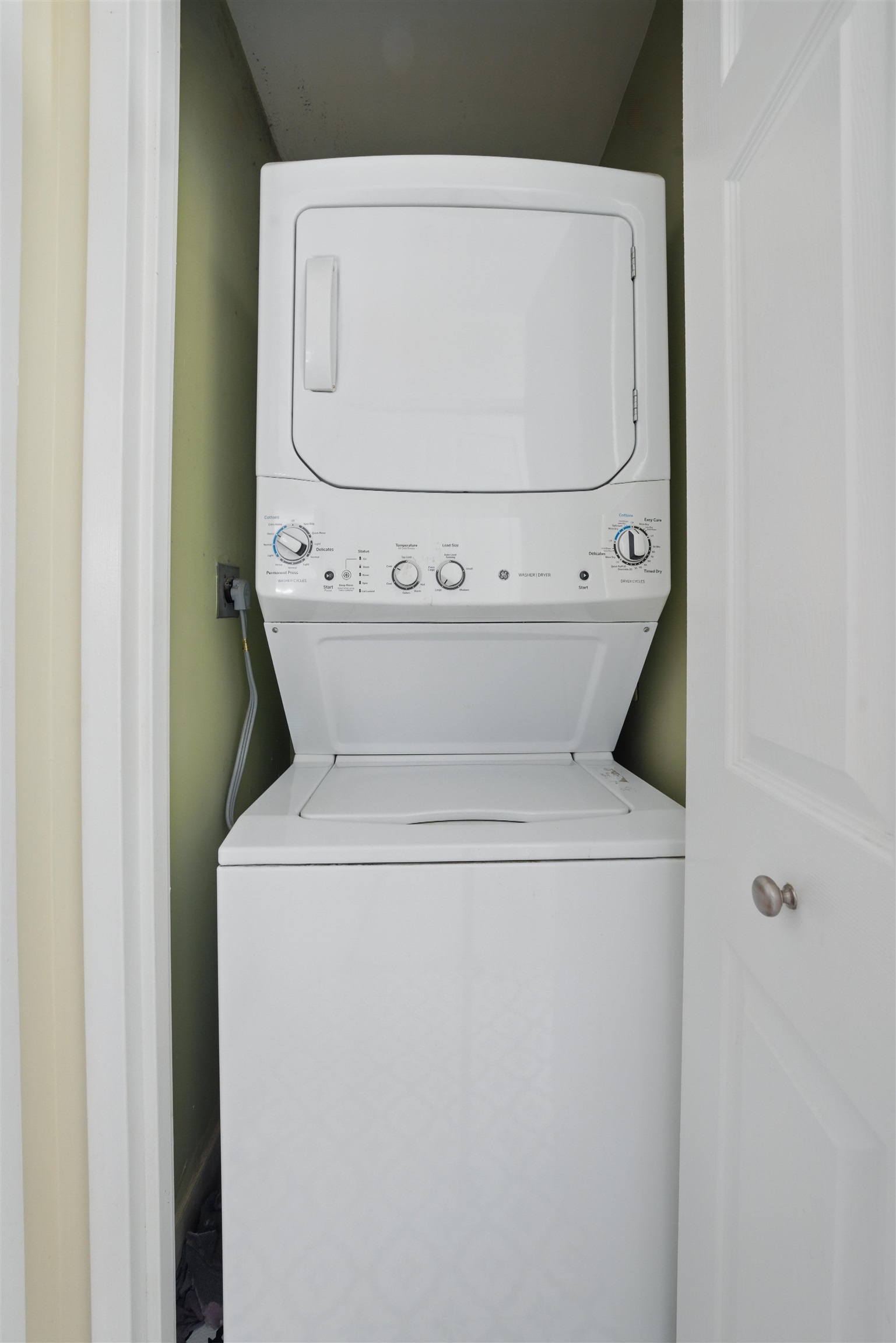 1508 Harmon Cove Tower #1508, Secaucus, New Jersey image 25