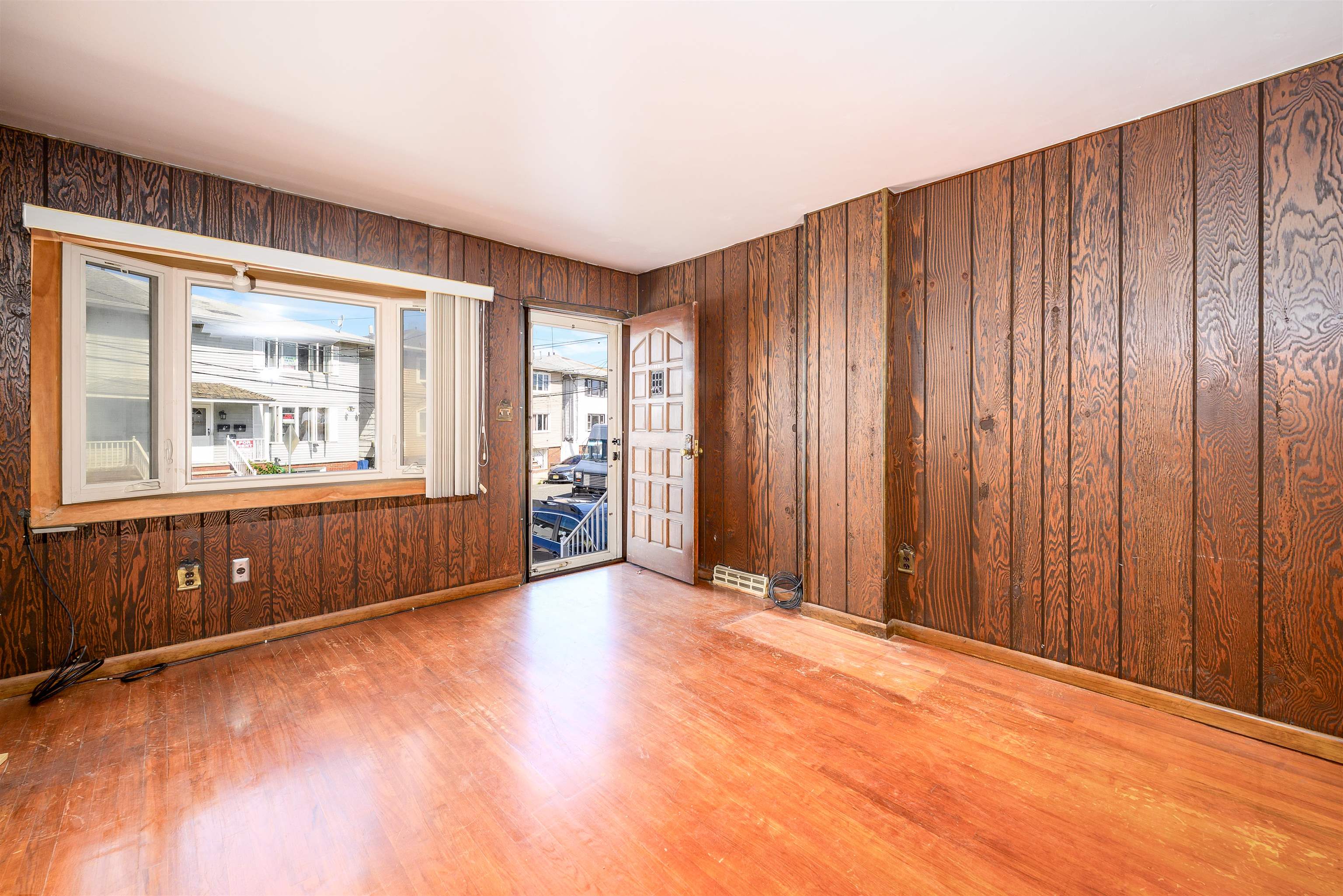 135B SUBURBIA TERRACE
