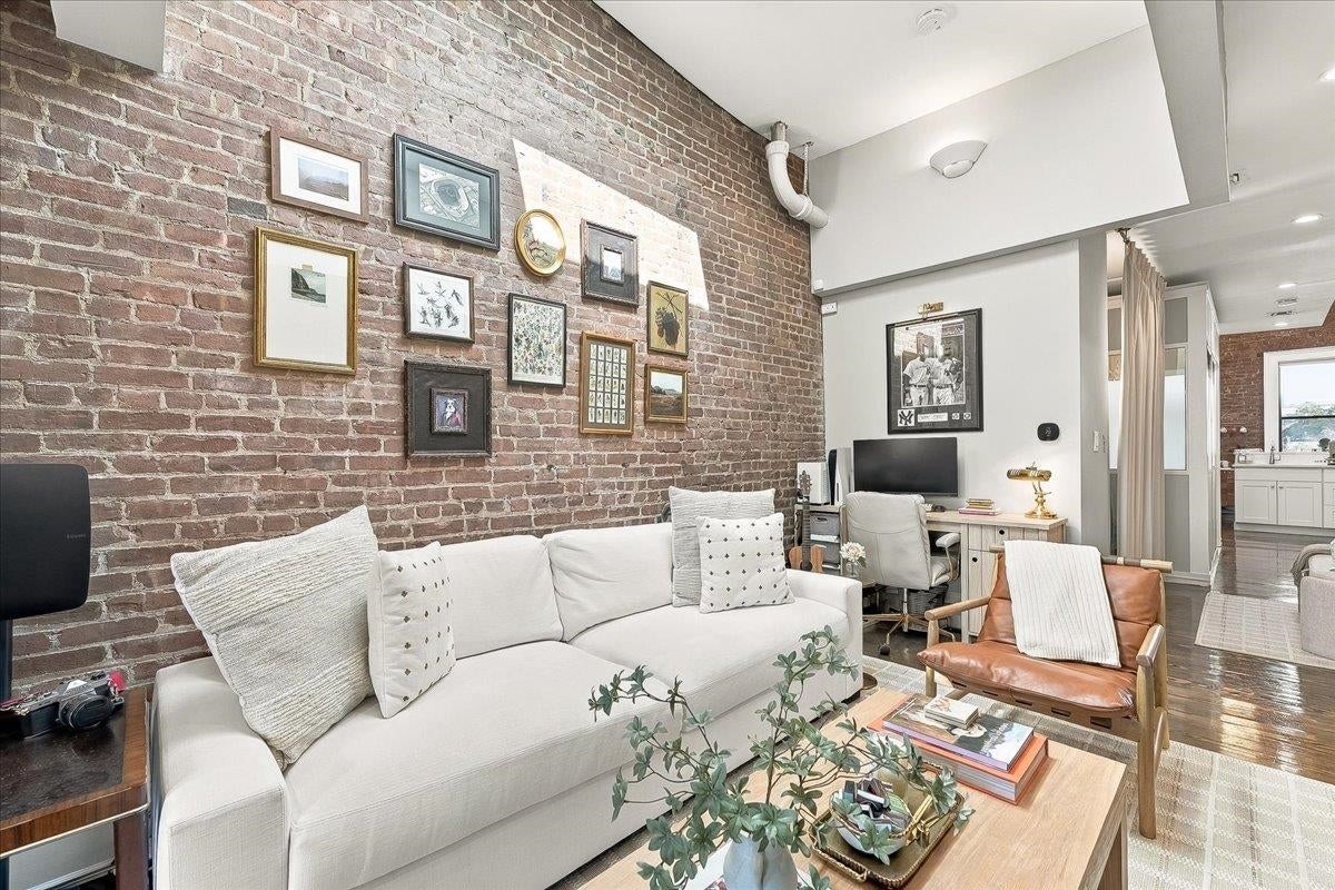 Search Homes 2 929 GARDEN ST 5L