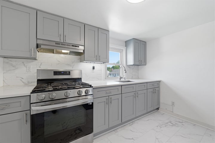 Photo 1 of 17 — 76 SCHUYLER AVE 2, North Arlington, NJ 07031