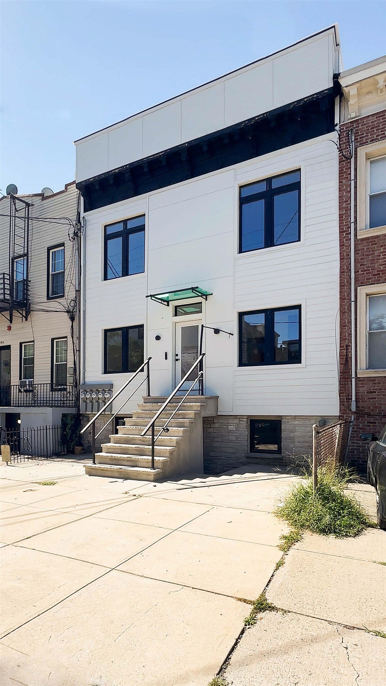 291 NEW YORK AVE 3