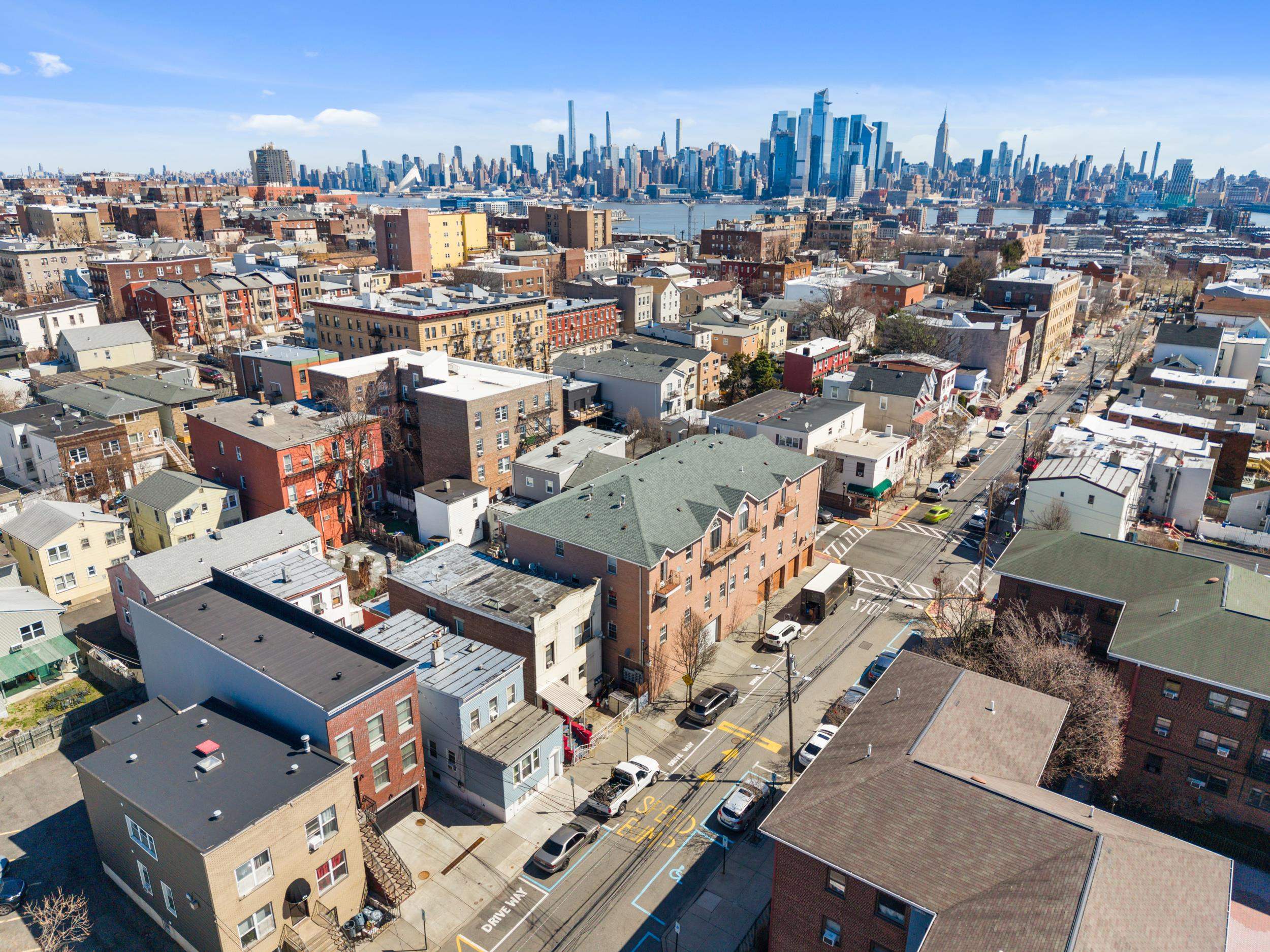 401 BERGENLINE AVE 15