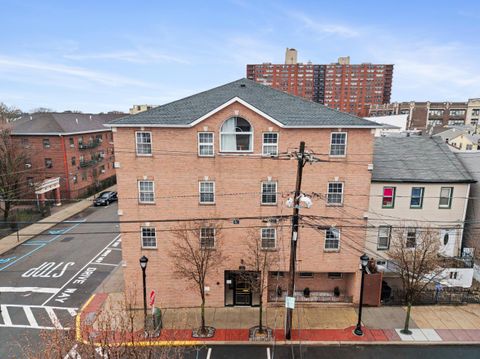 Condo For Sale - 401 Bergenline Ave #15<br/> Union City, NJ 07047