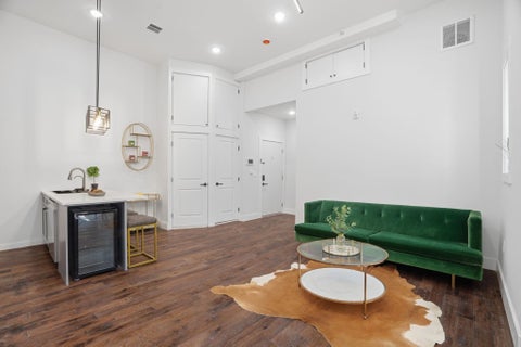 Condo For Sale - 104 Glenwood Ave #301<br/> Jersey City, NJ 07306