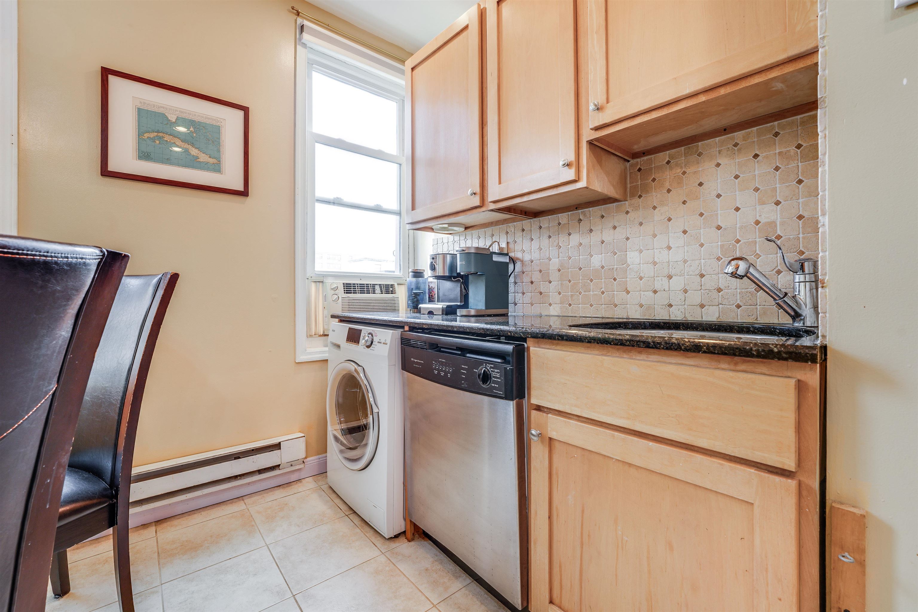 417 Adams St #5L, Hoboken, New Jersey image 9