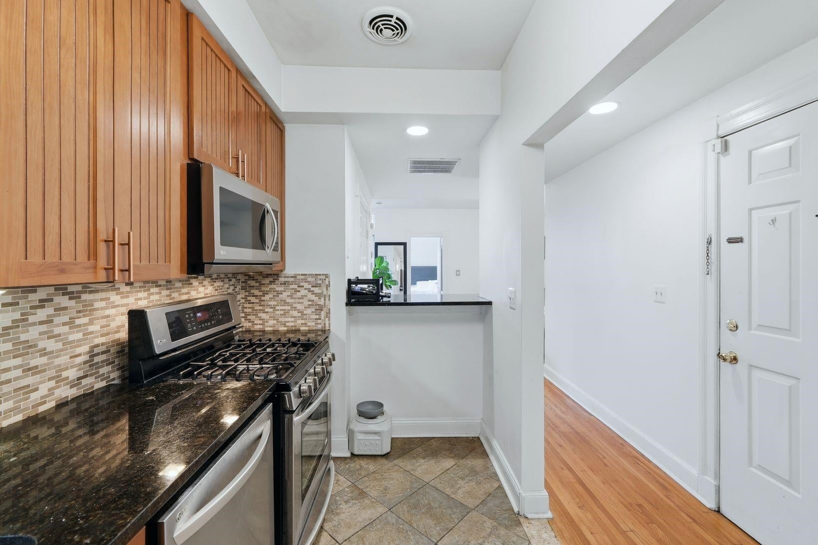 Search Homes 3 444 JERSEY AVE 5