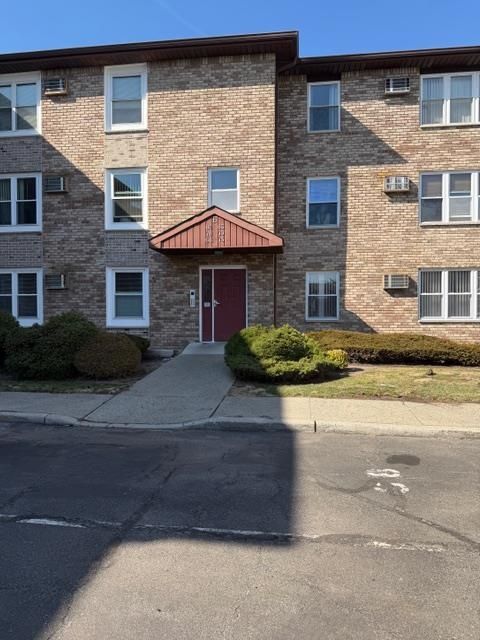 Condo For Sale - 74 Riverview Ct<br/> Secaucus, NJ 07094