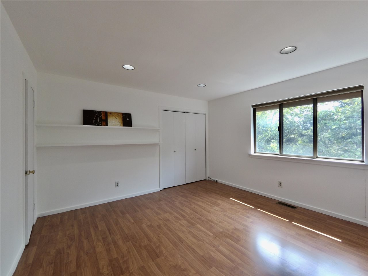 380 Whimbrel Lane, Secaucus, New Jersey image 18