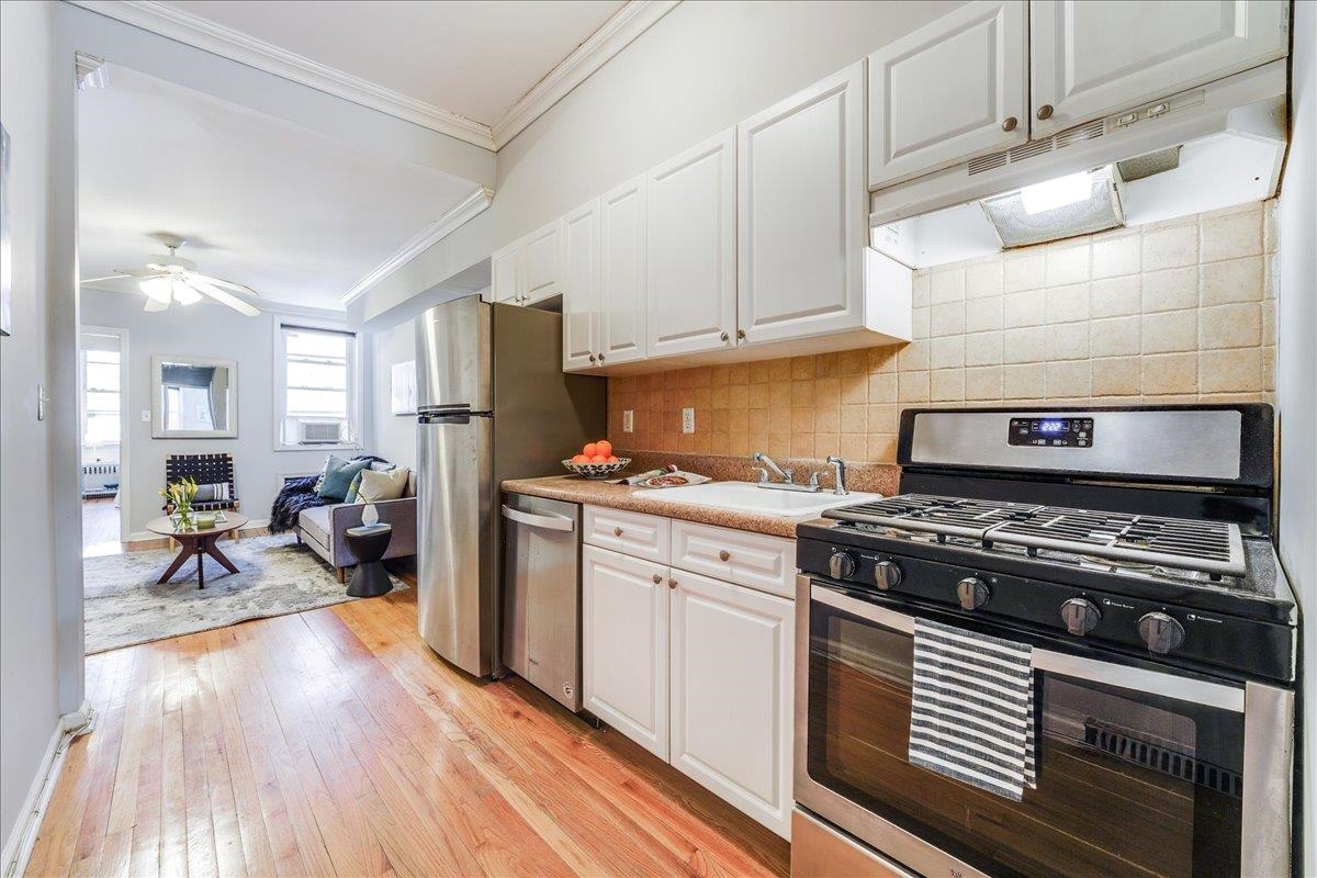 519 Willow Ave #3, Hoboken, New Jersey image 5