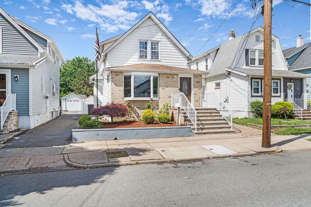 166 VALLEY BROOK AVE, Lyndhurst, NJ 07071, MLS 220010592 Howard Hanna