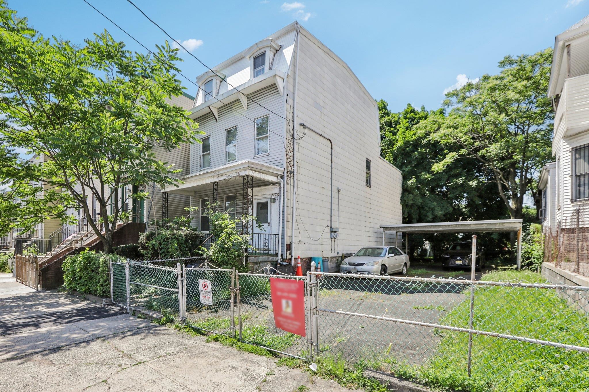 113 Oak St, Jersey City, New Jersey image 4