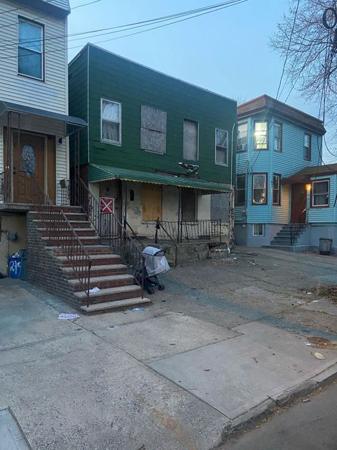 Multifamily For Sale - 221 Olean Ave<br/> Jersey City, NJ 07306