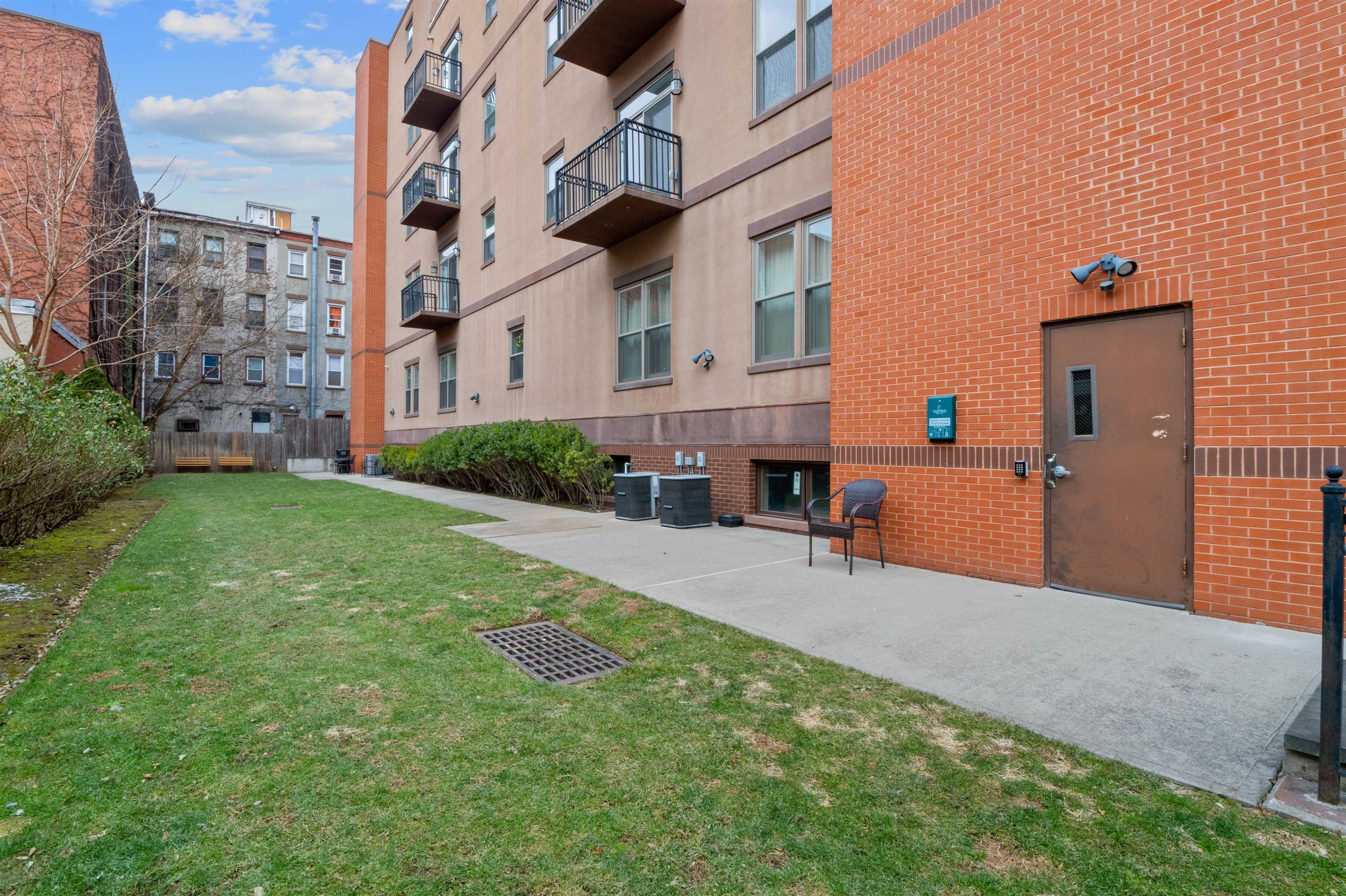 231 1st St #2G, Jersey City, New Jersey image 21