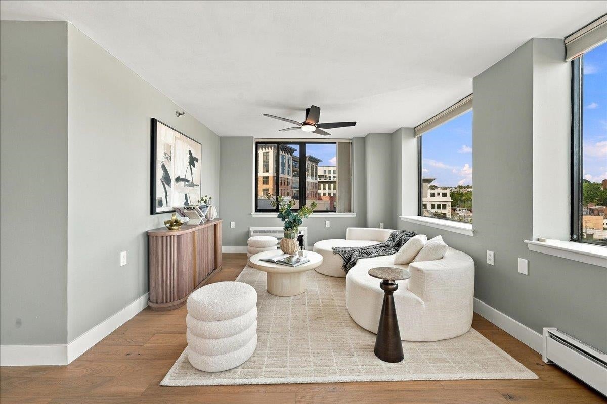 Search Homes 3 551 OBSERVER HIGHWAY 8A