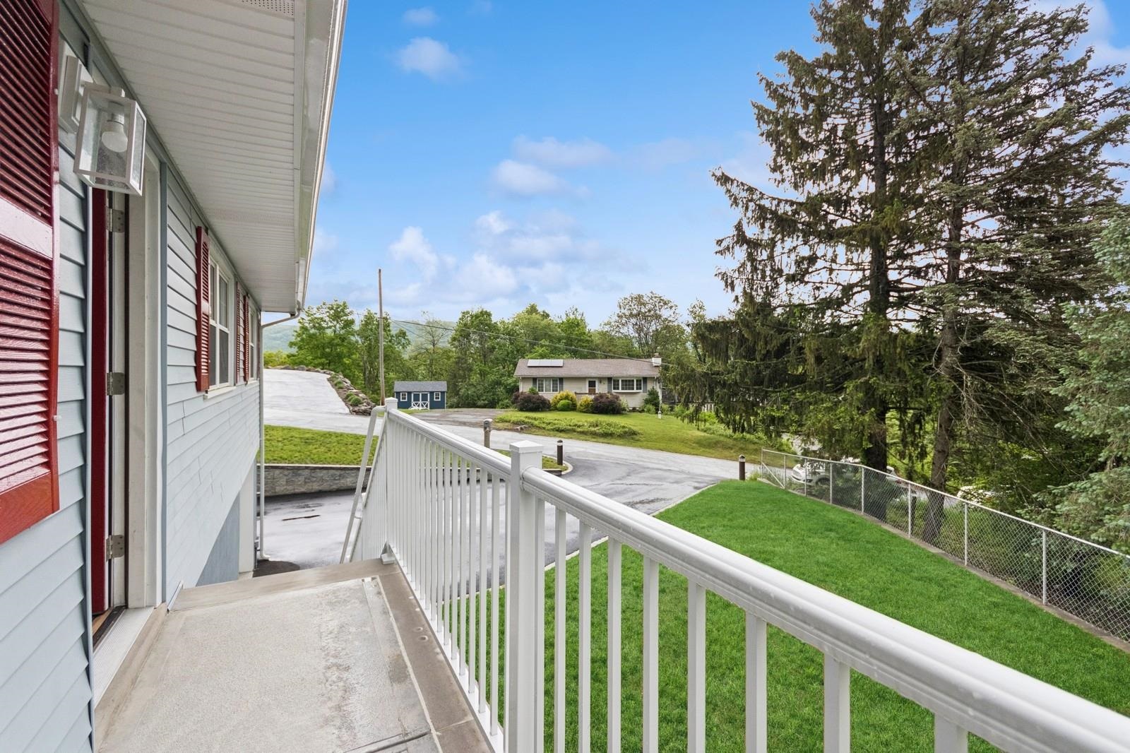 39 Lincoln Ave, Vernon, New Jersey image 3